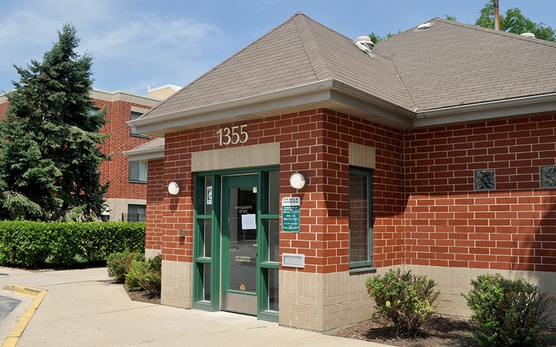 Newberry Park Apartments entrance 