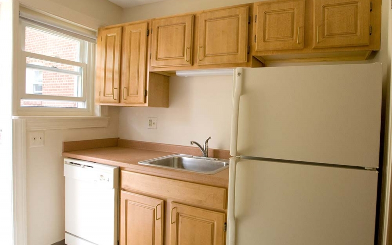 Bay Meadow Apartments unit kitchen