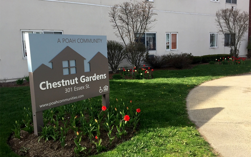 Chestnut Gardens sign