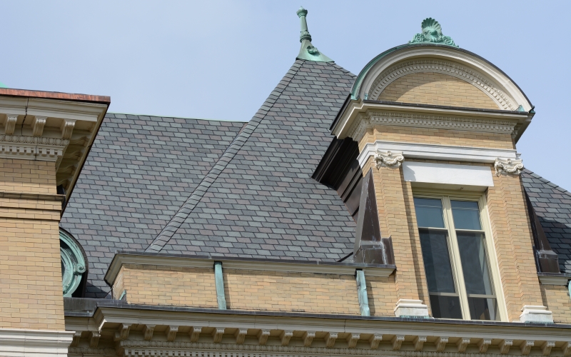 central annex close up of architectural details, windows