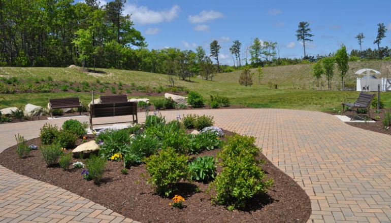 Canal Bluffs garden and seating area