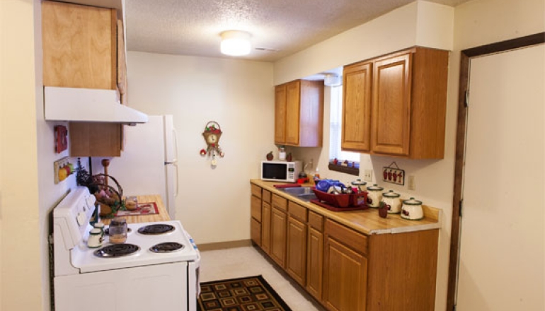 Prairie Plains unit kitchen