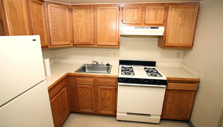 Garfield Hills apartment kitchen