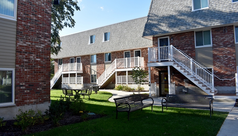 Briston Arms Apartments outside seating area