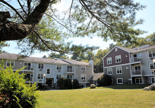Brandy Hill Apartments exterior and grounds