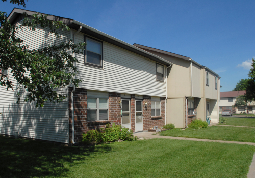 Deerfield Village Apartments townhouse exterior